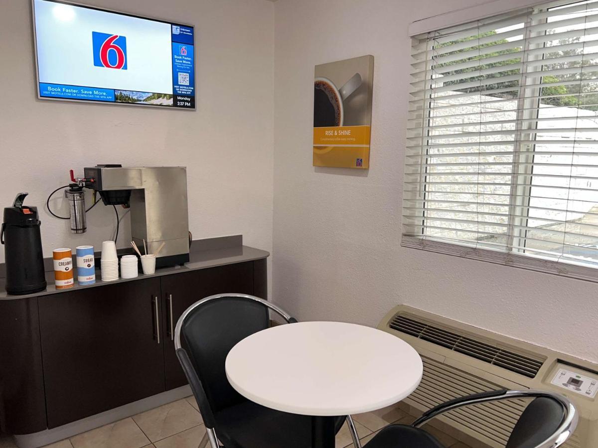 Motel 6-Orange, Ca - Anaheim Extérieur photo