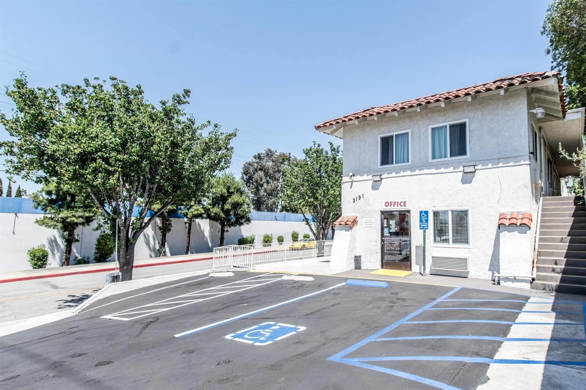 Motel 6-Orange, Ca - Anaheim Extérieur photo